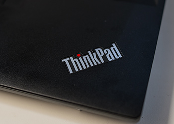 ThinkPad P50　ロゴ