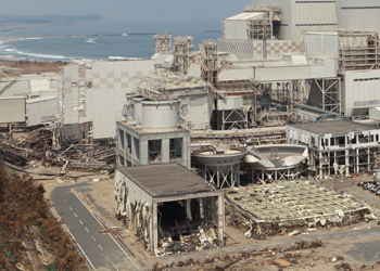 津波被害の火力発電所