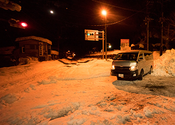 大雪翌日の四方津</span>