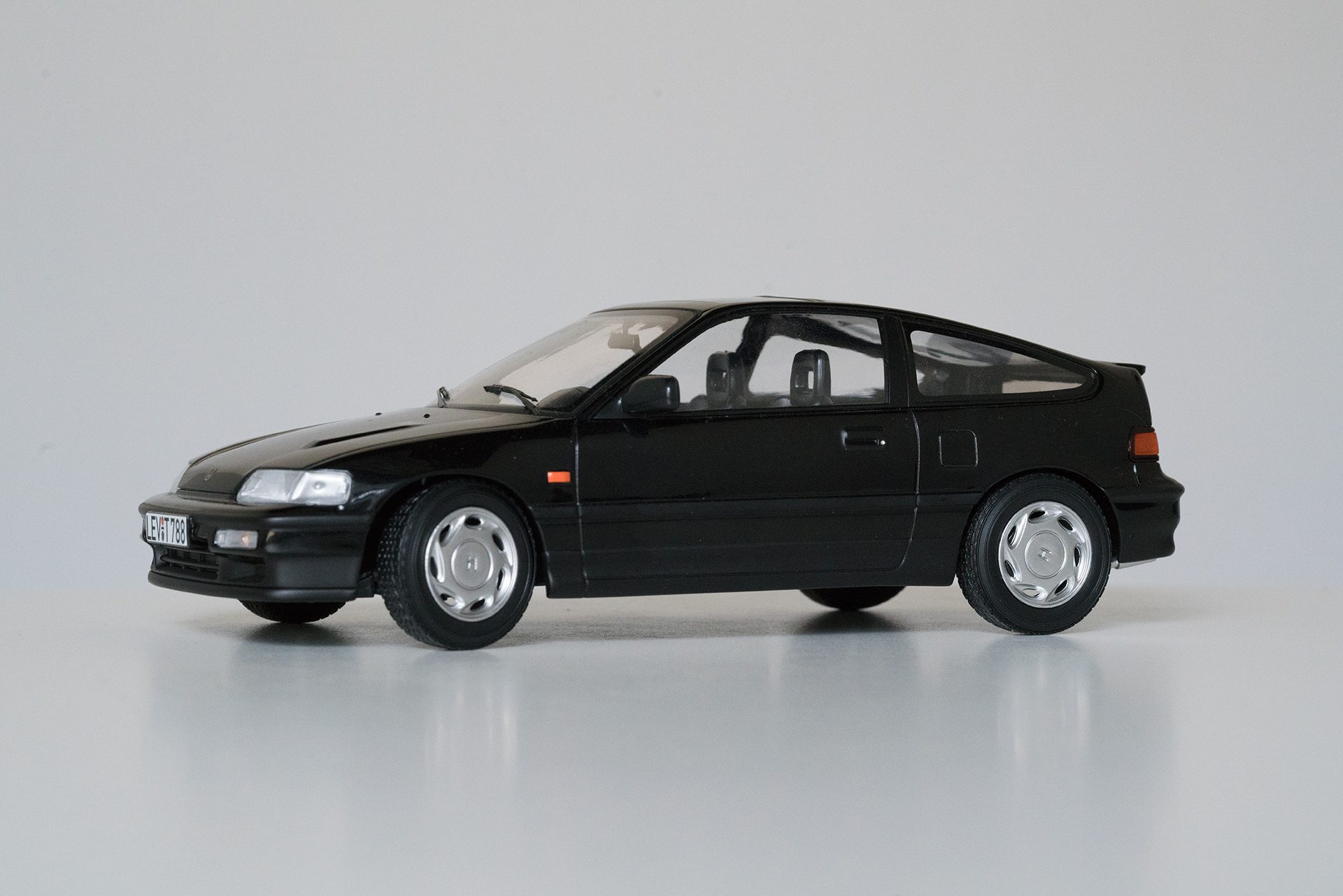 1/18　HONDA CR-X