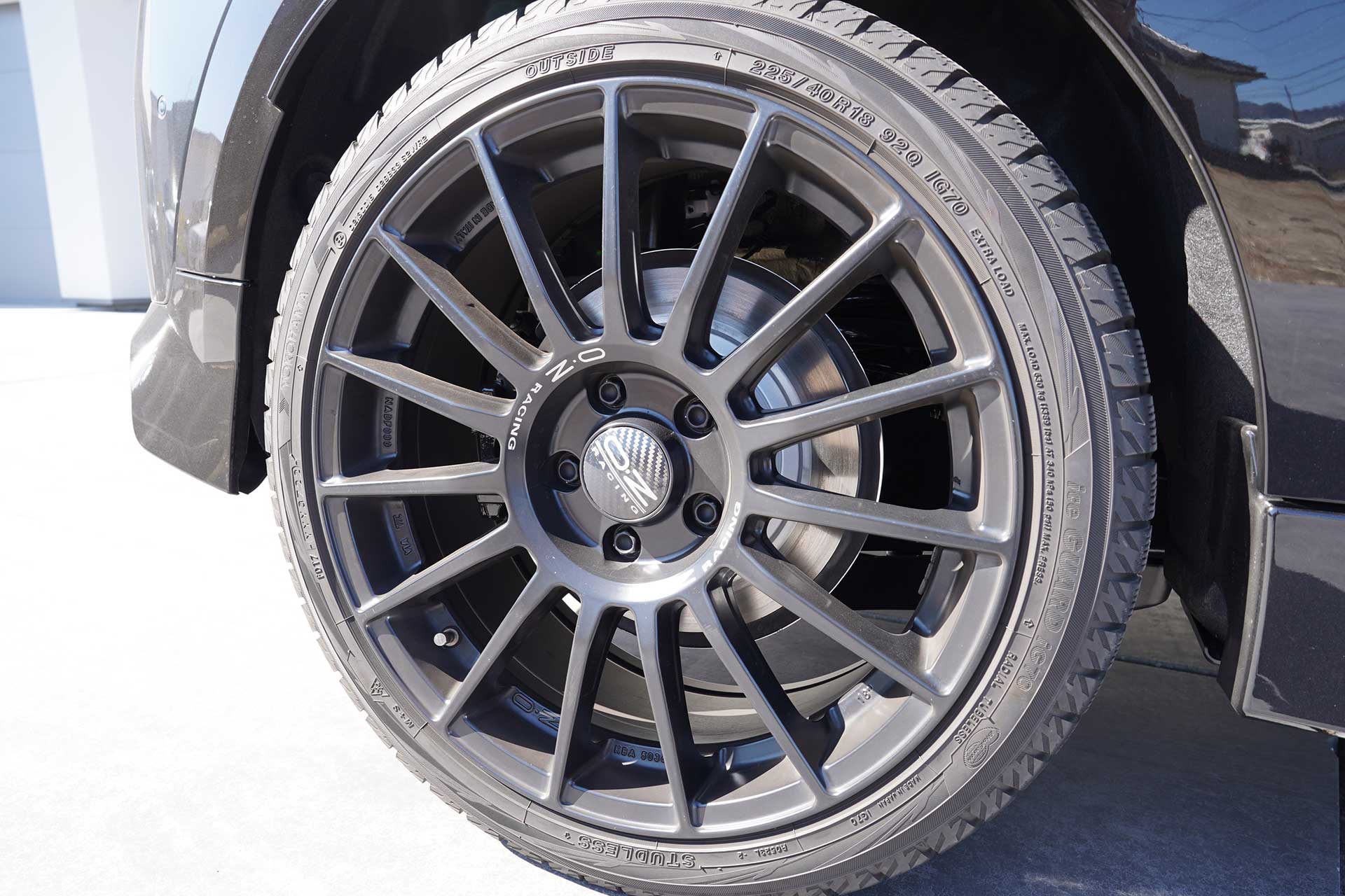 ヨコハマ ICE GUARD 225/40R18